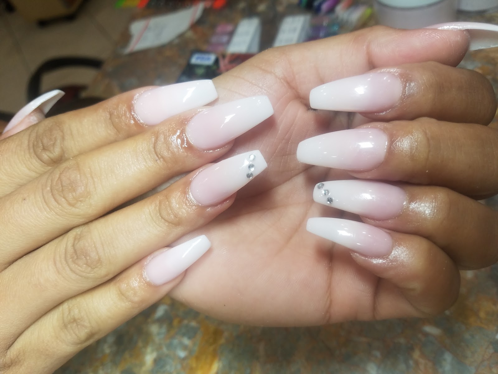 Fabulous Nails Spa and Lashes nail salon in Jersey Village, Houston